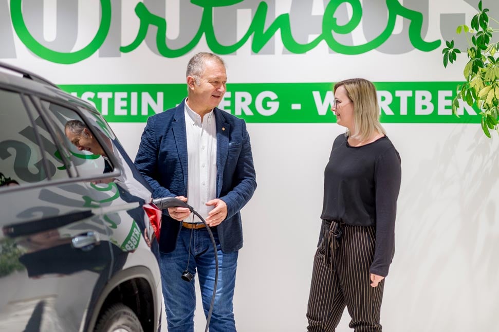 Autohaus Ortner x neoom: Energiewende loading